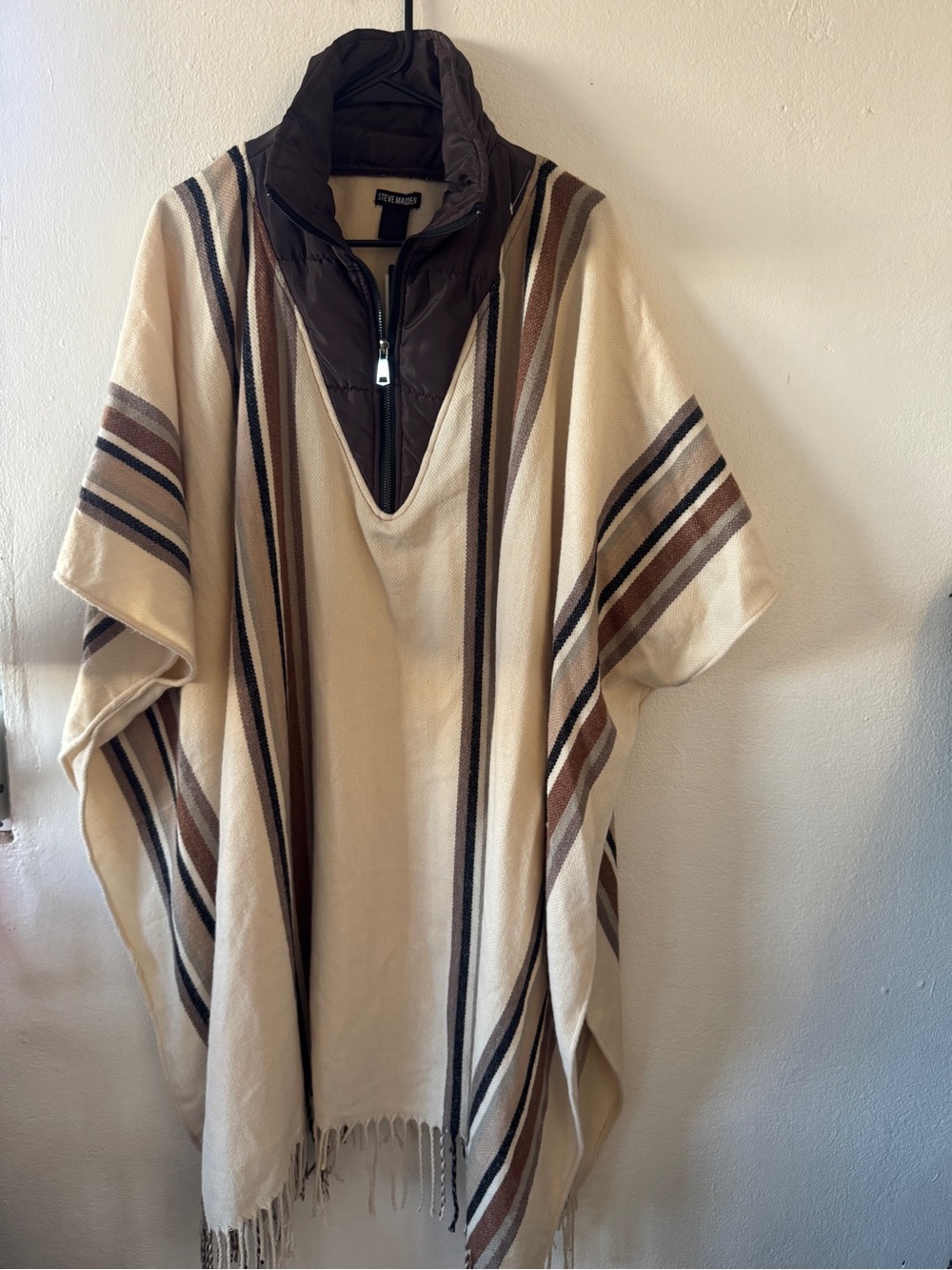 NWT STEVE MADDEN Puffet Collar Strip Poncho Sweater.